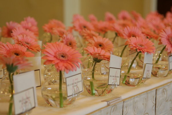 Flower wedding favors